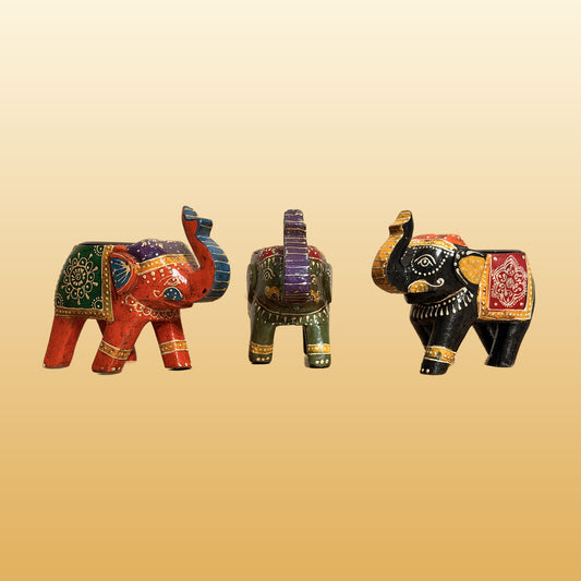 The Set of 3 Wooden painted Small Elephants with T-Lite